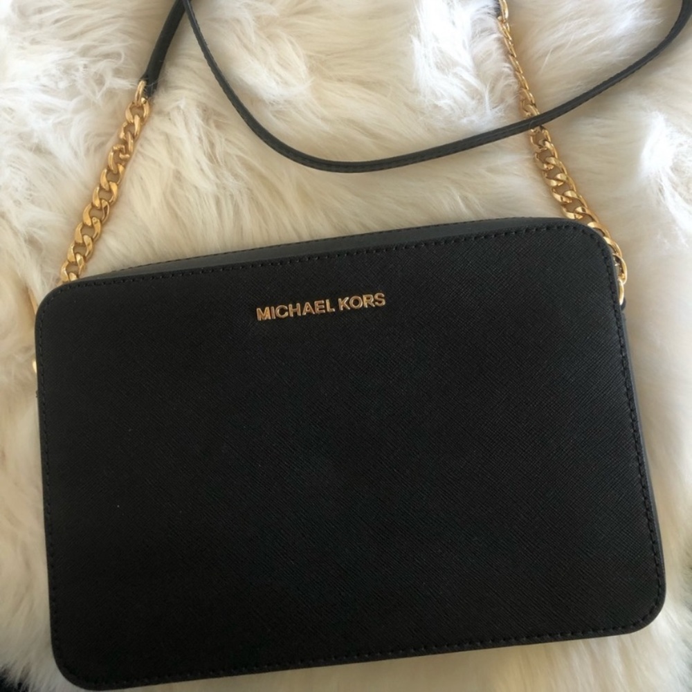 New 🖤 MK large jet set ew crossbody - Picture 6 of 6